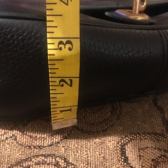 Dooney & Bourke Vtg. genuine leather bag, code # A8 005942, Made in USA - Picture 13 of 17